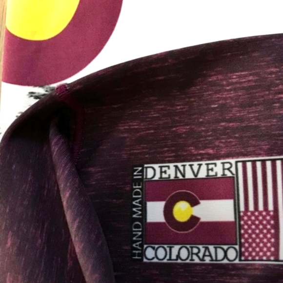 Colorado Threads Yoga Leggings - Picture 7 of 9